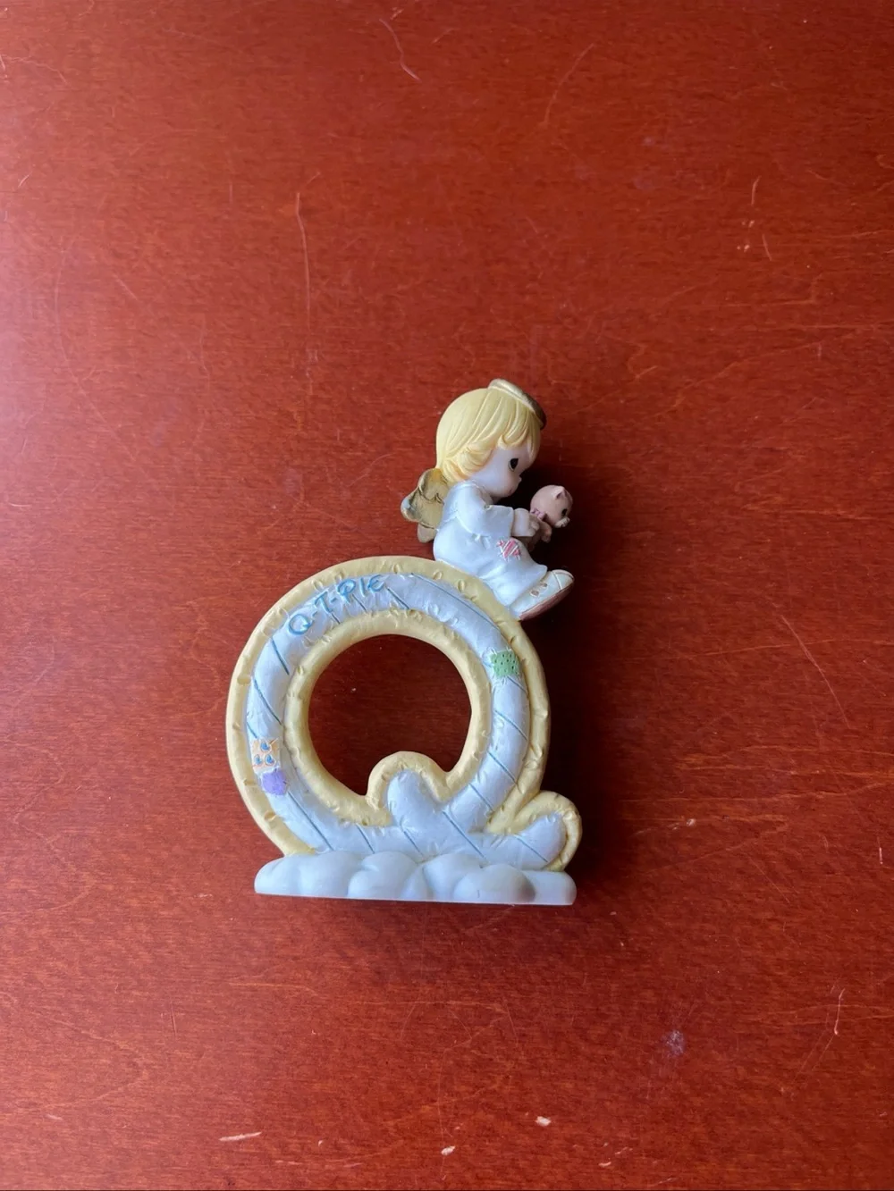 2002 Enesco Precious Moments Alphabet Figurine Letter Q “Angelic